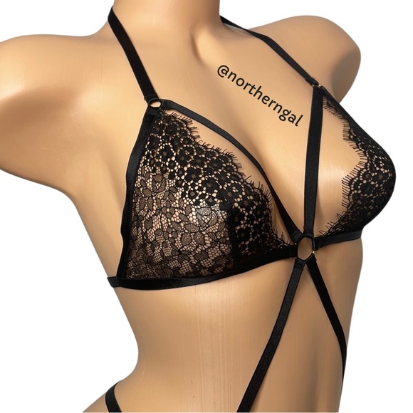 Victoria’s Secret Very Sexy Strappy Lace Teddy - Picture 9 of 12